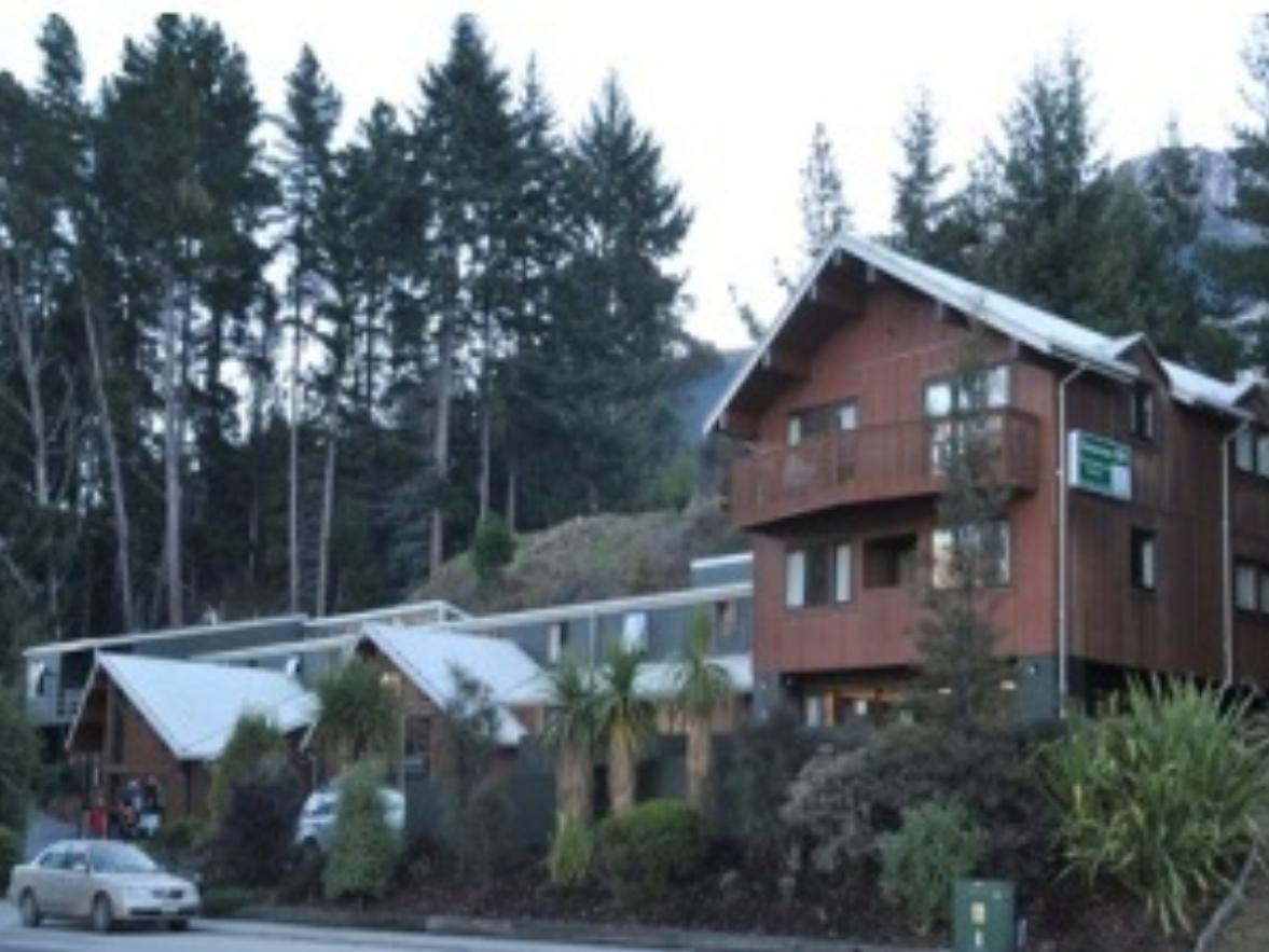 Haka House Queenstown Lakefront Esterno foto