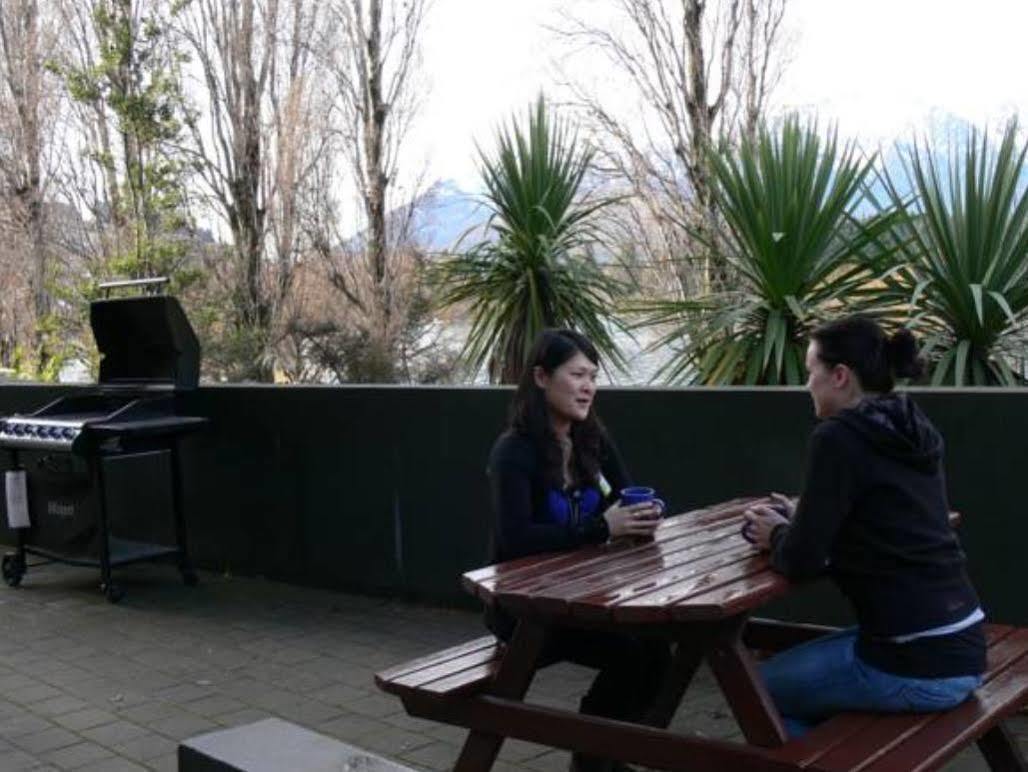 Haka House Queenstown Lakefront Esterno foto